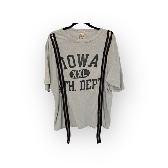 new LF Furst of a Kind ☯︎︎ Upcycled Vintage Zipper Tee ☯︎︎ Gym T Shirt ☯︎︎ Grey - Picture 9 of 16